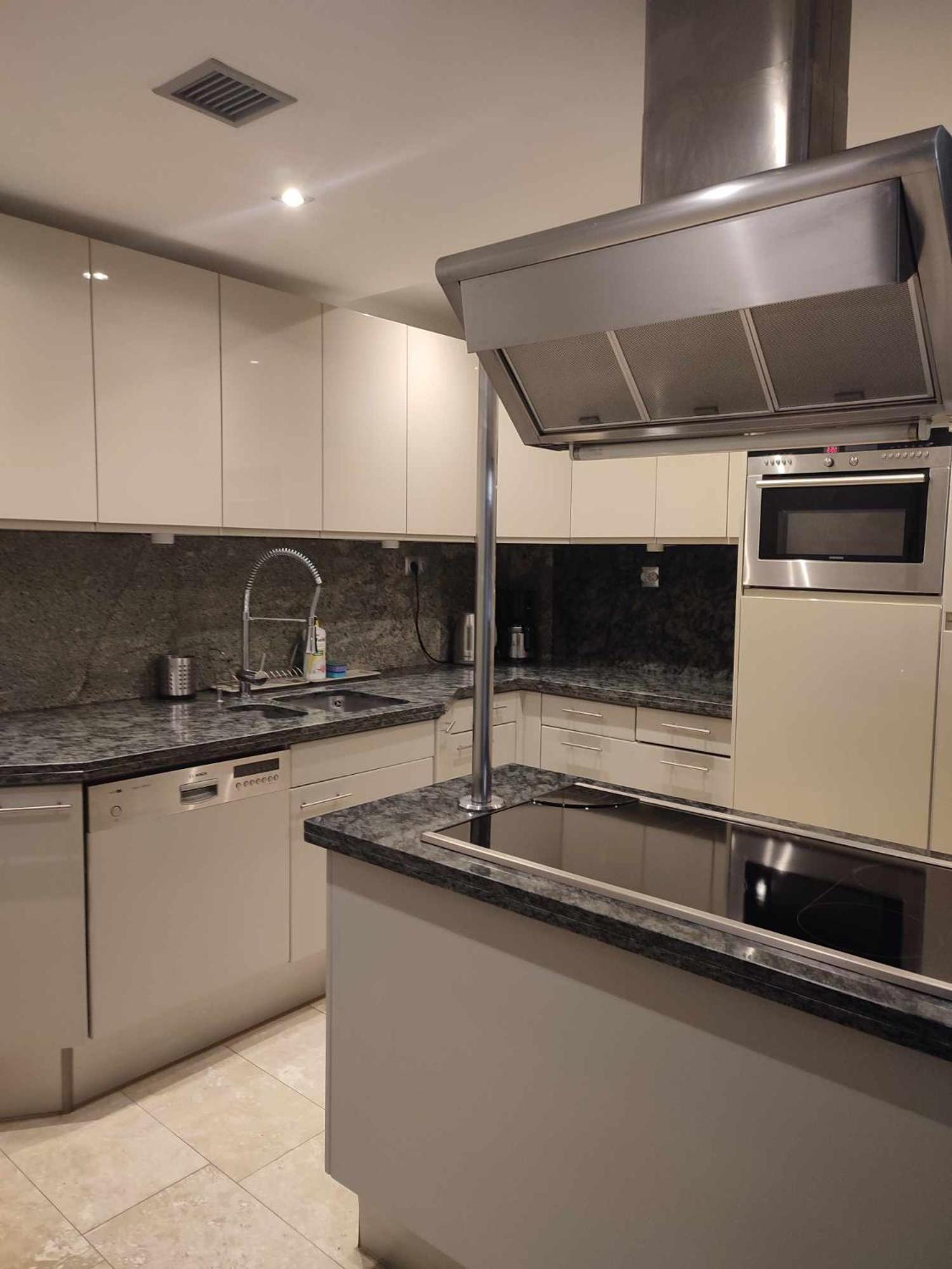 Apartment Premium U Swietego Mikolaja 2